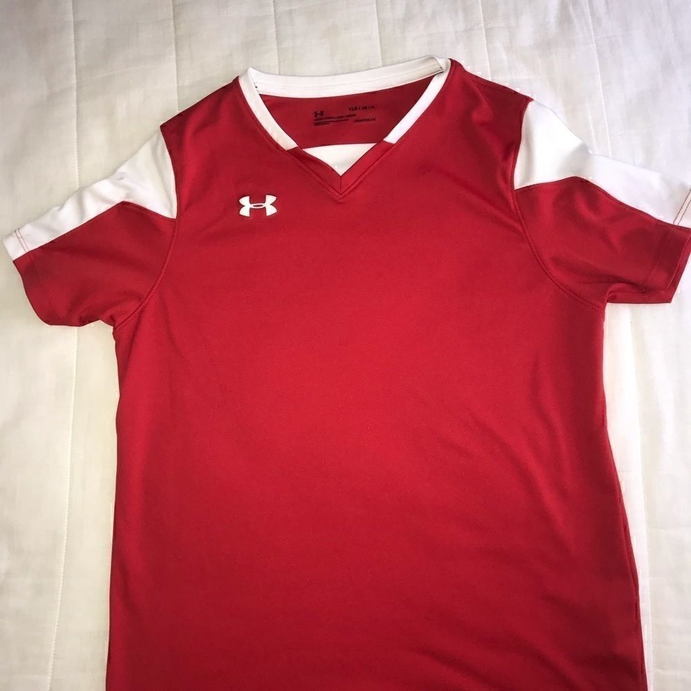Under Armour boys loose heatgear T-shirt size YLG